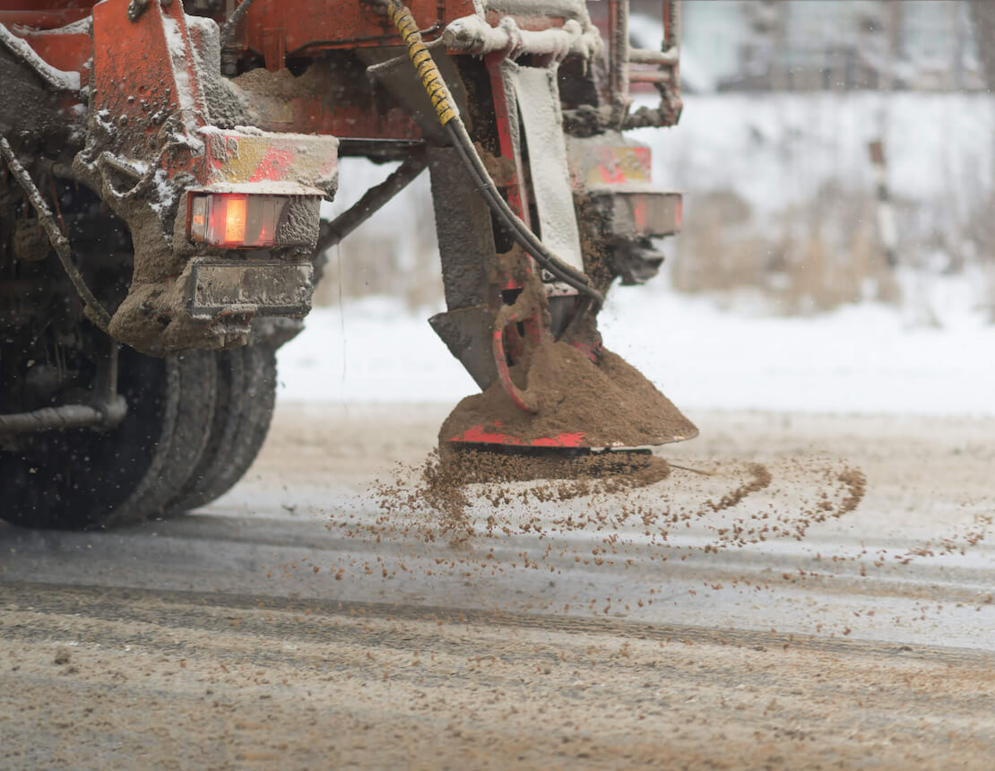 Hand Spreading Grit